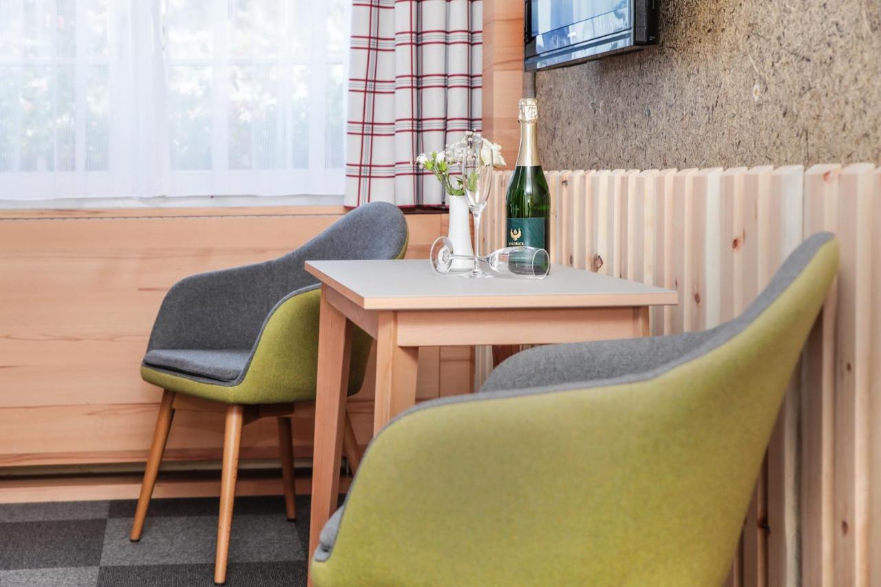 Hotel & Restaurant Waldblick Pulsnitz Dış mekan fotoğraf